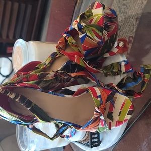 Floral Pattern Platform Wedge Sandals w/ Lace Tie